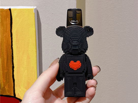 悦刻四代一吸就闪红灯吸不到烟怎么回事？